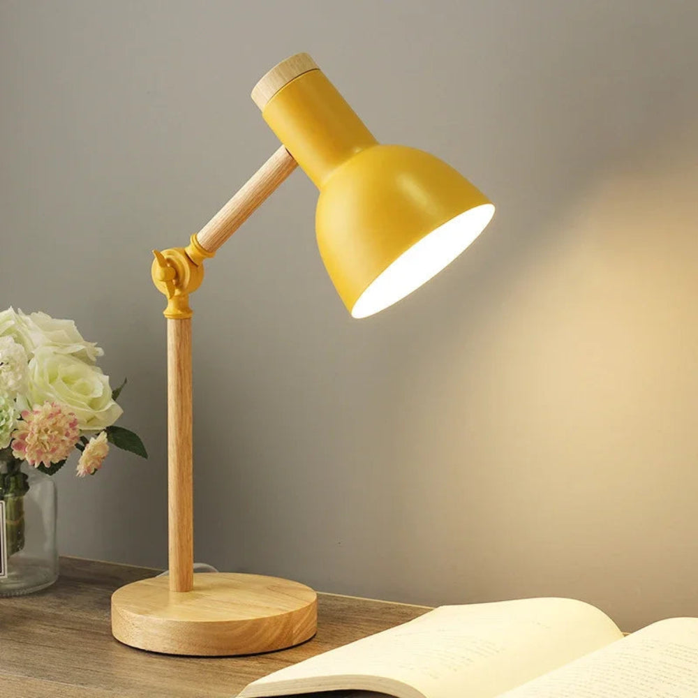 Lumoa Ark | Verstellbare Tischlampe aus Holz im skandinavischen Design