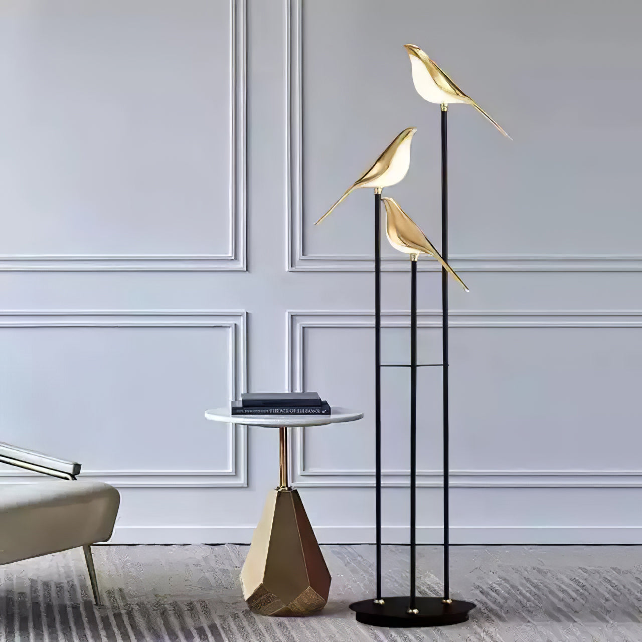 Aurevo Perch | LED-Stehleuchte mit dekorativem Vogelmotiv