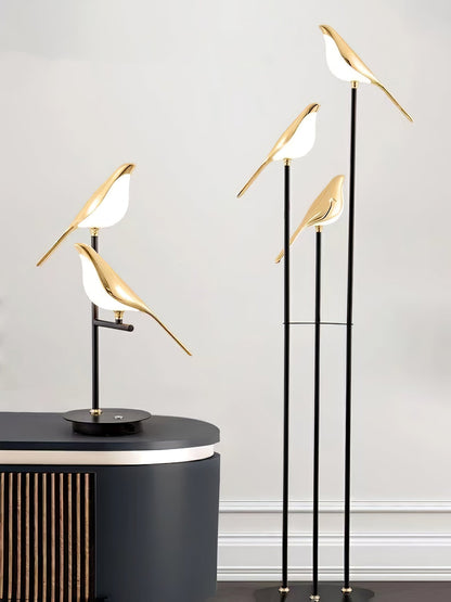 Aurevo Perch | LED-Stehleuchte mit dekorativem Vogelmotiv