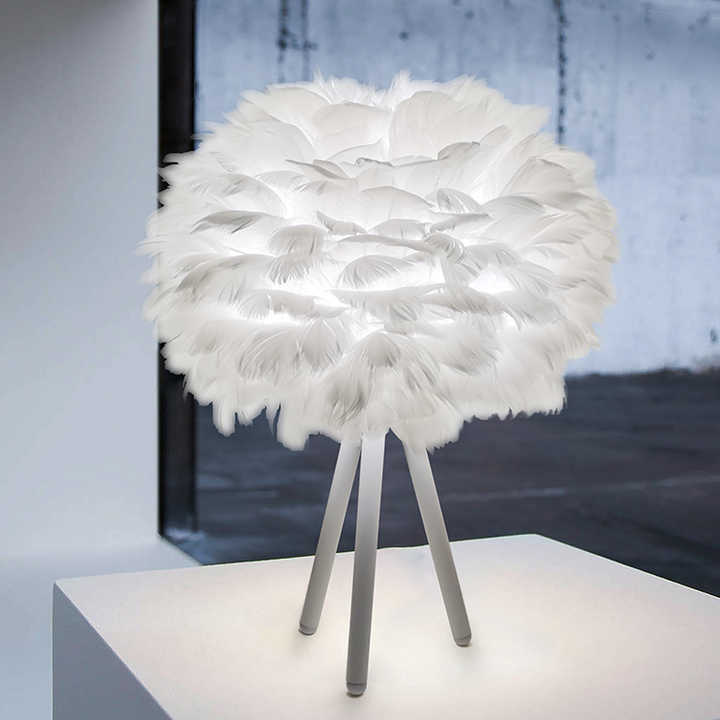 Plumora Lux | Dimmbare Tischleuchte mit edlen Federn im modernen Design