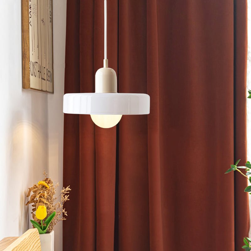 Lunari Halo | Hängeleuchte aus farbigem Glas im Bauhaus-Stil