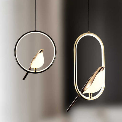 Aviora | Pendelleuchte mit goldenem Vogel und LED-Licht