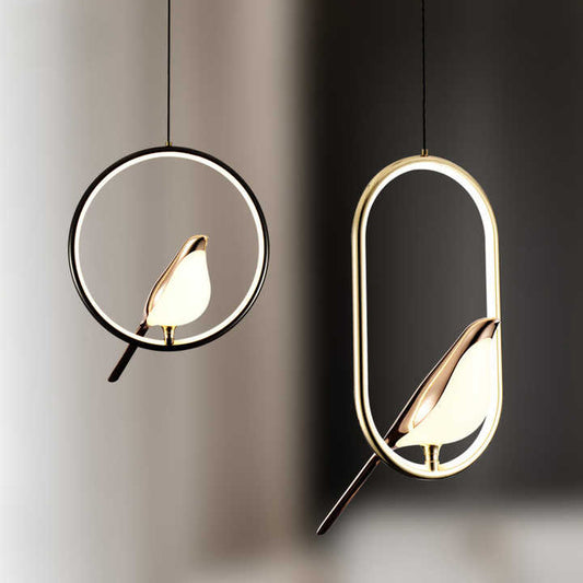 Aviora | Pendelleuchte mit goldenem Vogel und LED-Licht