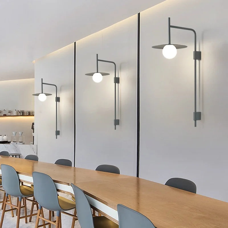 Moderne draaibare LED-wandlamp Aralyn – Minimalistisch ontwerp in zwart