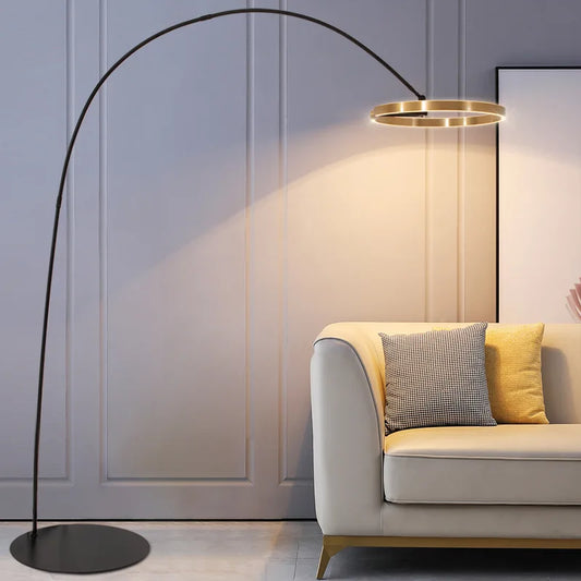 Arinella Curve | LED-Stehleuchte im nordischen Bogen-Design