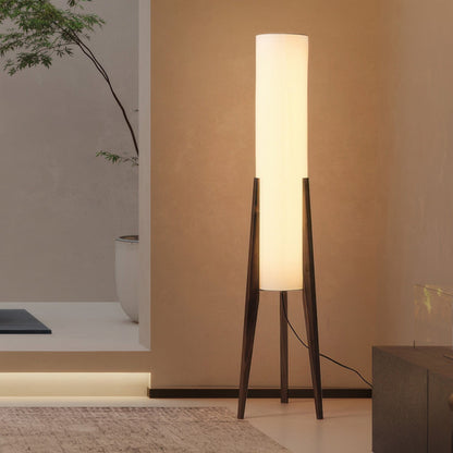 Lunara | Massivholz-Stehlampe aus Walnuss mit LED-Licht