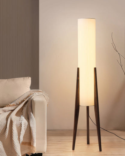 Lunara | Massivholz-Stehlampe aus Walnuss mit LED-Licht
