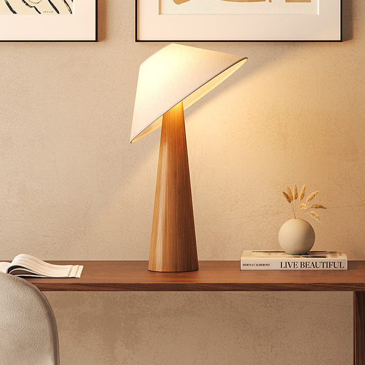 Caelistra | Japanische Wabi-Sabi Leuchte als Boden- und Tischlampe