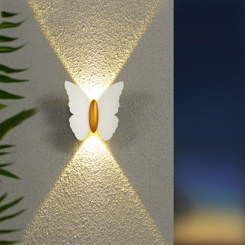 Butterfly Außenwandleuchte – warmes Licht mit eleganter Schmetterlings-Form