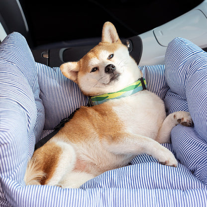 PawVoyage™ Luxus Hundebett fürs Auto | Sicher & Bequem | Waschbar | Mit Seitentaschen | Größen M & L