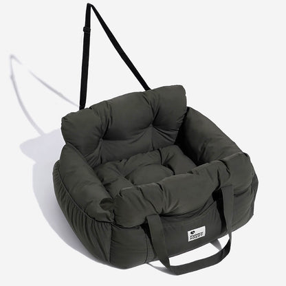 PawVoyage™ Luxus Hundebett fürs Auto | Sicher & Bequem | Waschbar | Mit Seitentaschen | Größen M & L