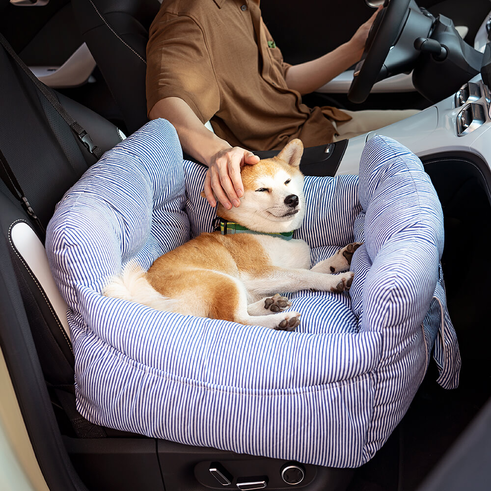 PawVoyage™ Luxus Hundebett fürs Auto | Sicher & Bequem | Waschbar | Mit Seitentaschen | Größen M & L