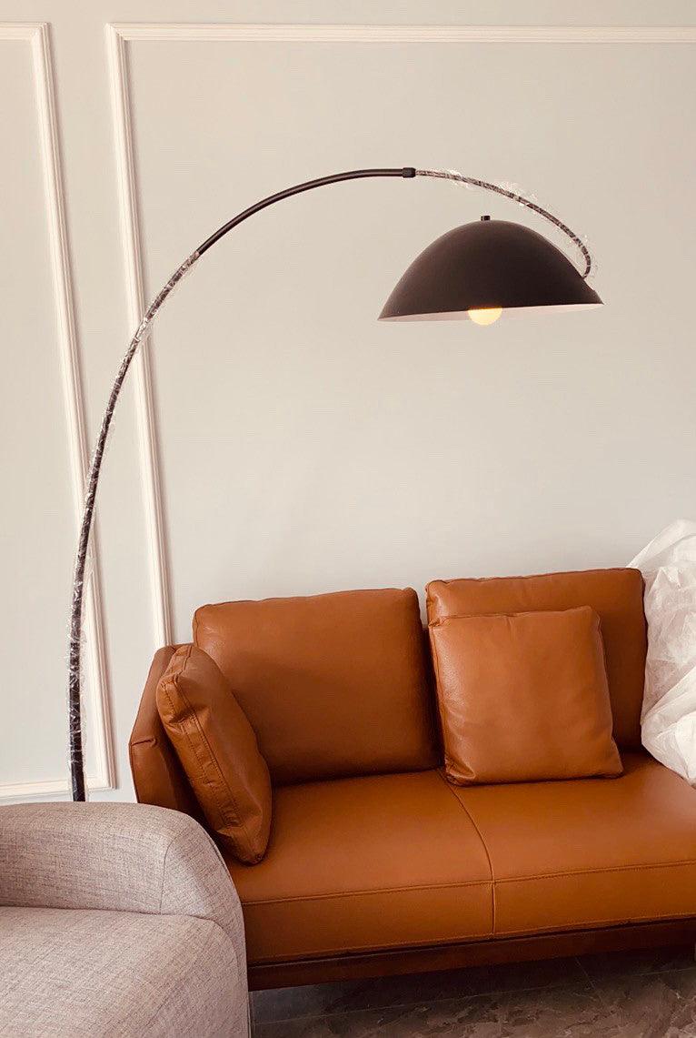Verano Arc | LED-Stehleuchte mit geschwungenem Bogen-Design
