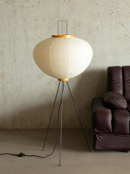 Lunora Haze | Skulpturale Stehlampe aus Reispapier im Japandi-Stil