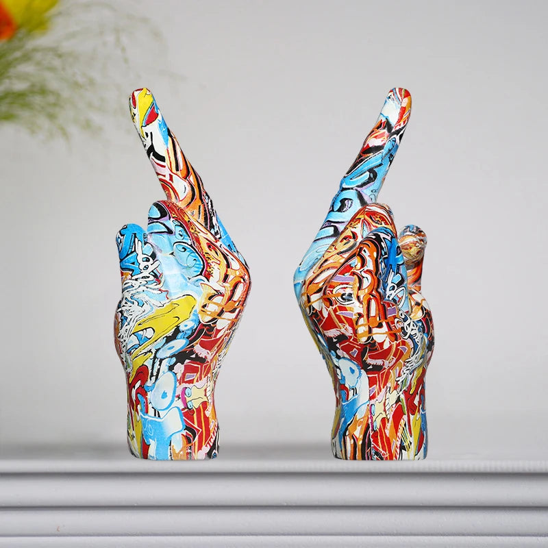 Brunno Figur | Graffiti-Handskulptur aus Kunstharz als provokantes Statement-Piece