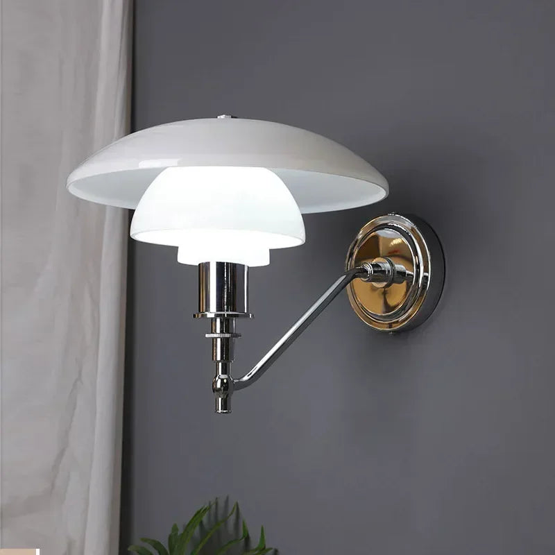 Eosphoros | Moderne Metall-Wandleuchte im minimalistischen Stil