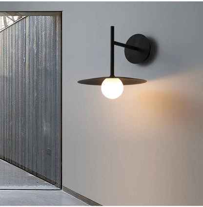 Moderne draaibare LED-wandlamp Aralyn – Minimalistisch ontwerp in zwart