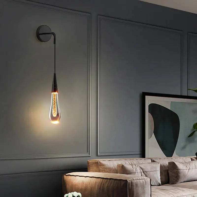 LustraClair | Kristall-Wandleuchte mit warmweißem LED-Licht & Hänge-Design
