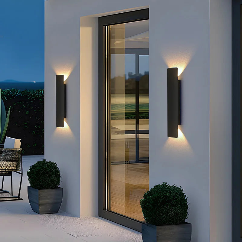 LumaStrix Noir | Wetterfeste LED Außenwandleuchte aus Aluminium, 18W