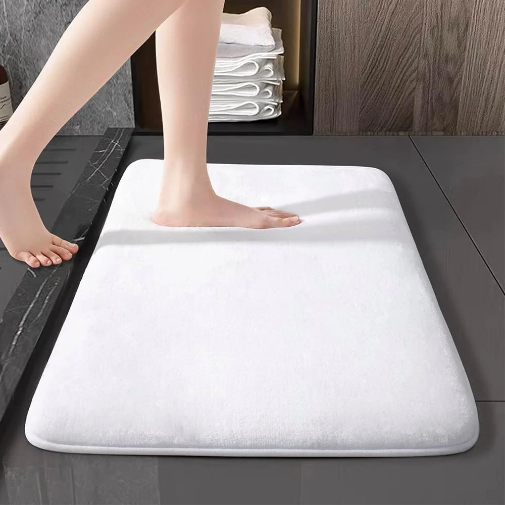Vynska Muru | Rutschfeste, superabsorbierende Badematte aus Coral Velvet