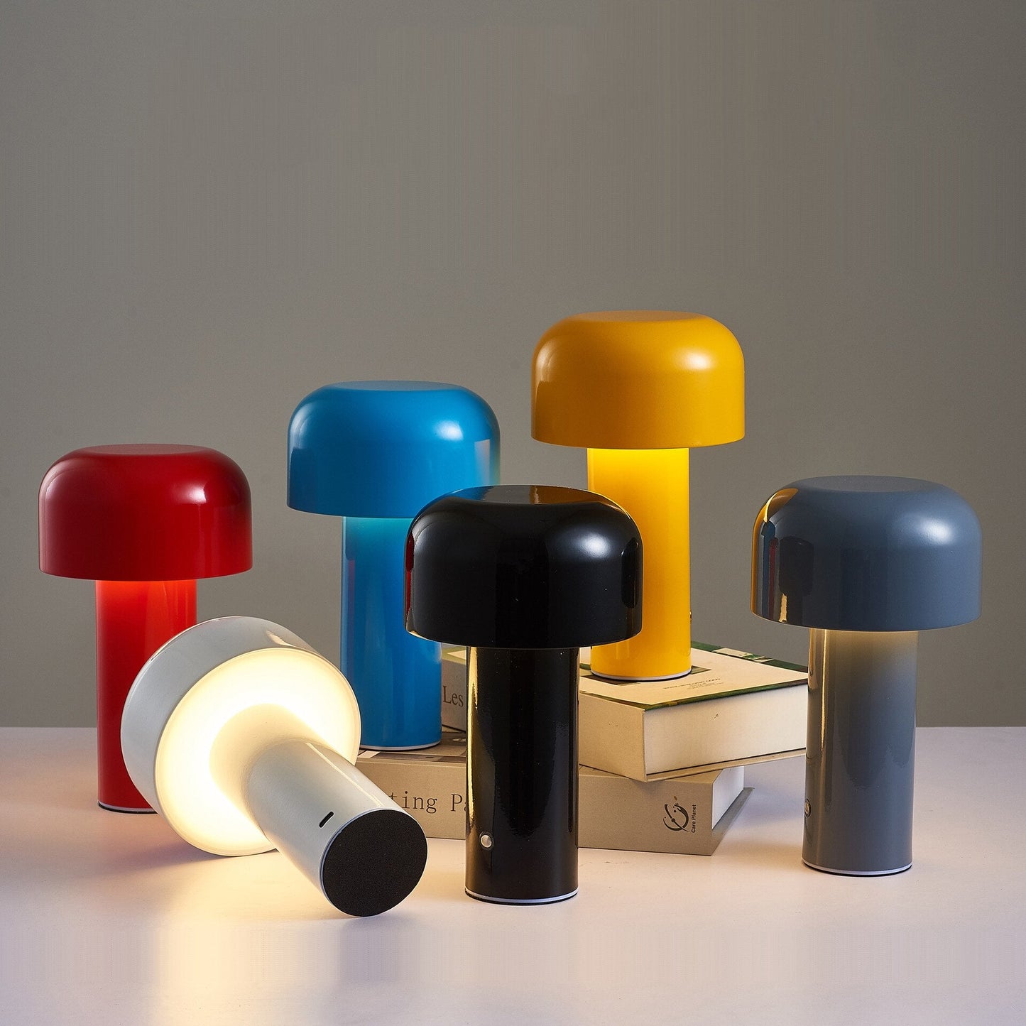 LumoFungo Classico | Kabellose Retro-Tischlampe im italienischen Pilzdesign