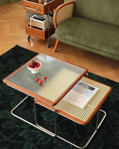 Solvia Cane | Runder Couchtisch aus Rattan mit Glasplatte im Mid-Century-Stil