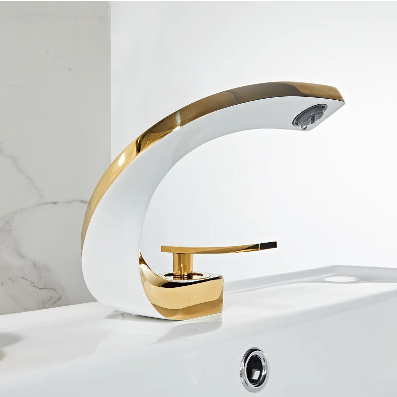 Sivra | Hochwertiger Design-Wasserhahn für moderne Badezimmer