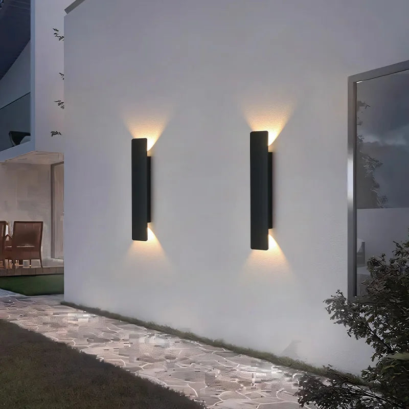 LumaStrix Noir | Wetterfeste LED Außenwandleuchte aus Aluminium, 18W
