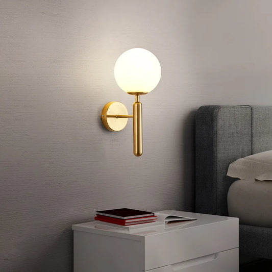 Arnea Vist | LED-Wandleuchte im modernen Design für Schlafzimmer und Wohnbereich