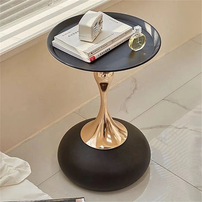 Auranelle | Runde Design-Beistelltisch im hellen italienischen Luxusstil
