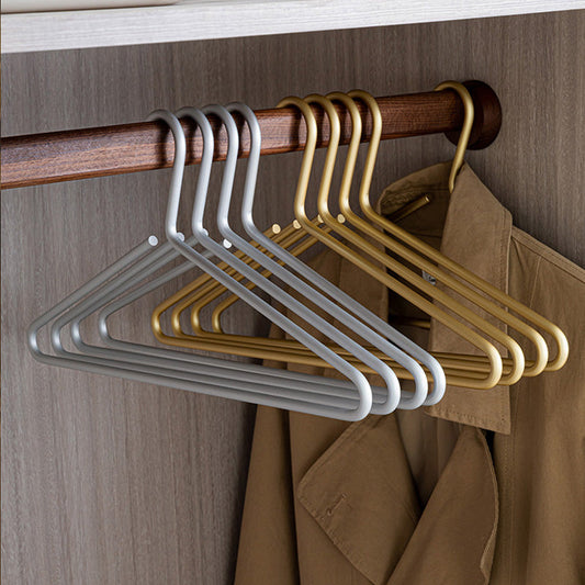 Varlund | Nahtloser Kleiderbügel aus Metall im 5er-Set