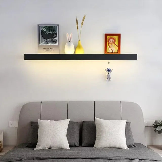 Luntheris | Moderne LED-Wandleuchte mit integriertem Nachtregal