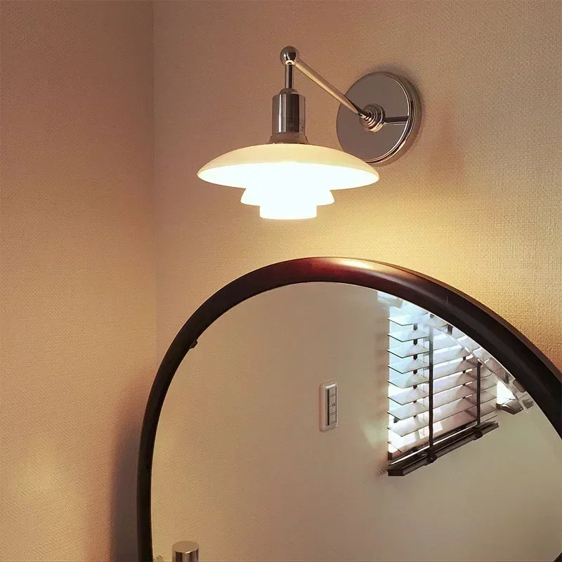 Eosphoros | Moderne Metall-Wandleuchte im minimalistischen Stil