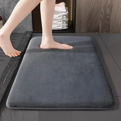 Vynska Muru | Rutschfeste, superabsorbierende Badematte aus Coral Velvet
