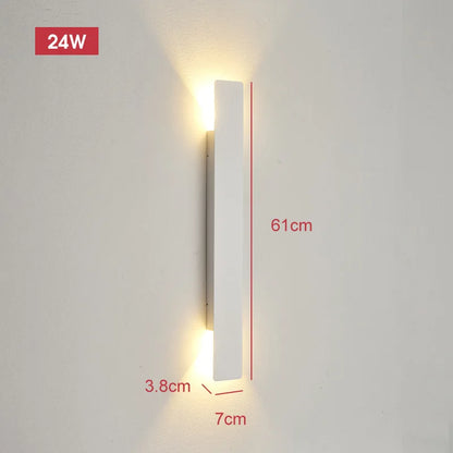 LumaStrix Noir | Wetterfeste LED Außenwandleuchte aus Aluminium, 18W