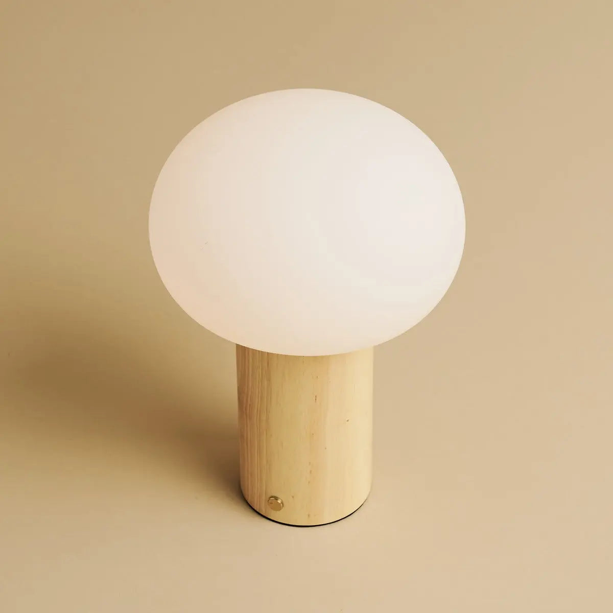Lumari Senso | Dimmbarer Tischleuchte aus Holz und Glas mit Akku