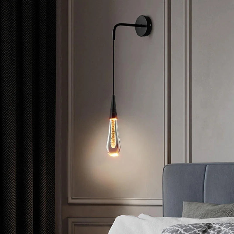 LustraClair | Kristall-Wandleuchte mit warmweißem LED-Licht & Hänge-Design