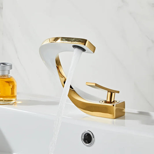 Sivra | Hochwertiger Design-Wasserhahn für moderne Badezimmer