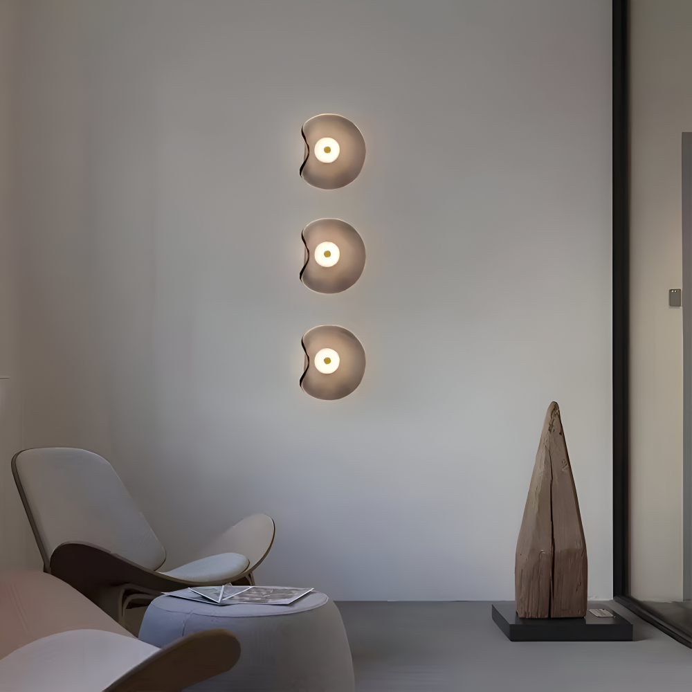 NordLume – Gebogene Glas-Wandleuchte im Skandinavisch-Japandi-Stil mit LED-Beleuchtung