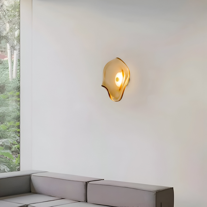 NordLume – Gebogene Glas-Wandleuchte im Skandinavisch-Japandi-Stil mit LED-Beleuchtung