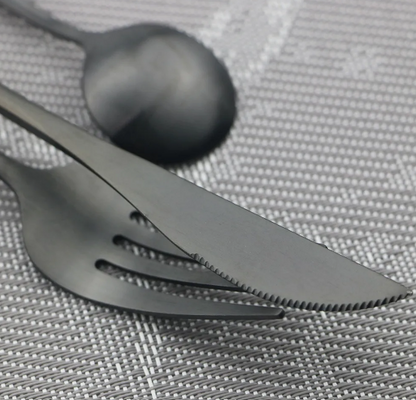Taflø Grand | 36-teiliges Besteckset aus Edelstahl mit elegantem Design