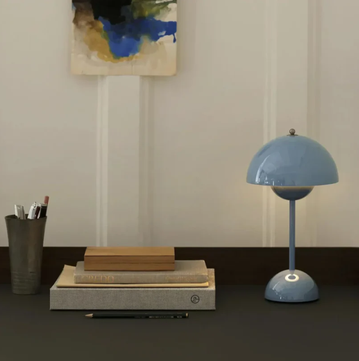 Moderne LED Touch-Tischlampe – Dimmbar & Stilvoll