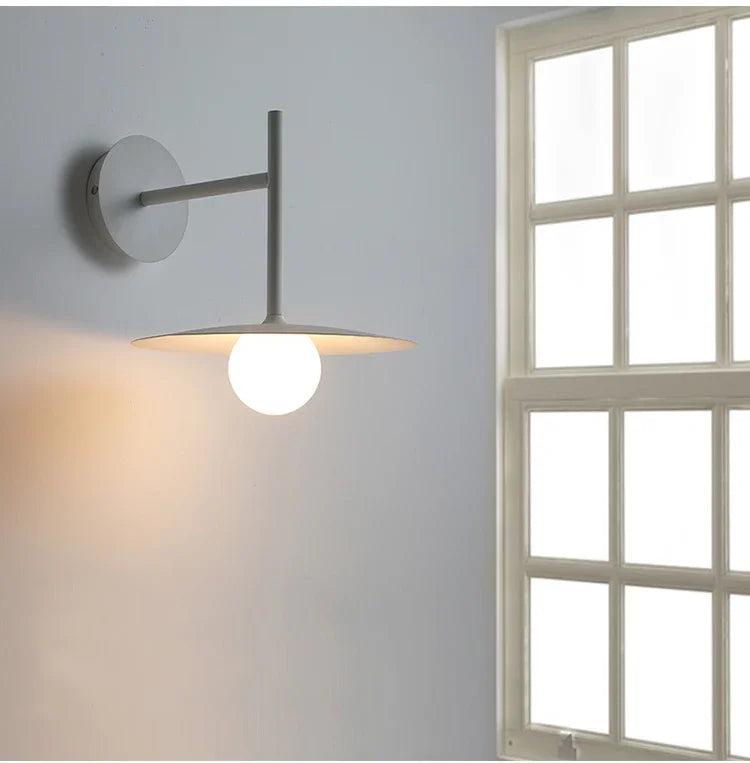 Moderne draaibare LED-wandlamp Aralyn – Minimalistisch ontwerp in zwart