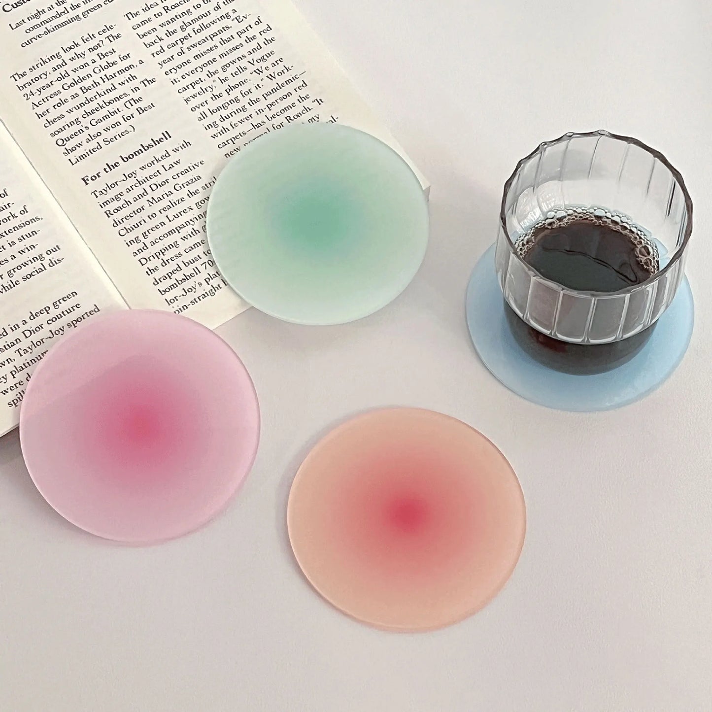 Nuvira Haze | Runder Acryl Untersetzer mit Farbverlauf, 10 cm