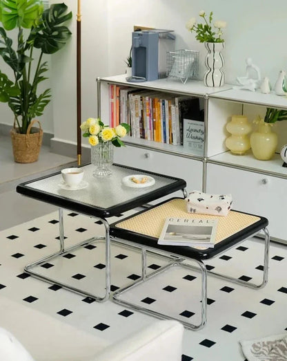 Solvia Cane | Runder Couchtisch aus Rattan mit Glasplatte im Mid-Century-Stil