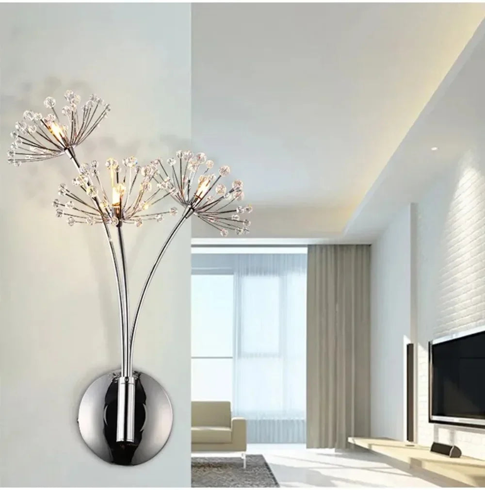Lustrae | Moderne Wandleuchte mit kristallförmigem Pusteblumen-Design