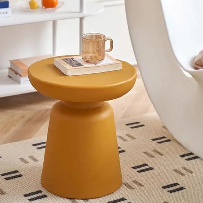 Skalo Arc | Runder Hocker aus mattem ABS im nordischen Stil