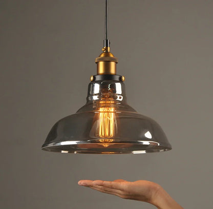 Elliot Retro-Pendelleuchte – Vintage Hängeleuchte mit rauchgrauem Glasschirm