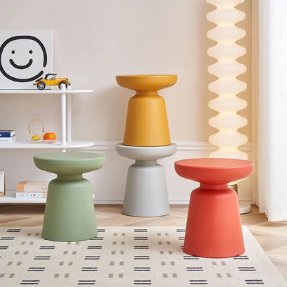 Skalo Arc | Runder Hocker aus mattem ABS im nordischen Stil