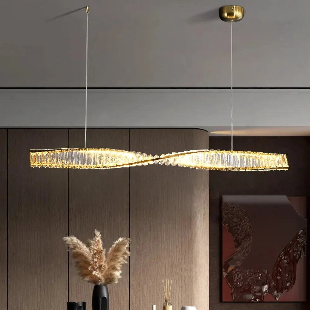 Astrion | Moderne LED-Hängeleuchte mit Kristallen und Spiraldesign für den Esstisch